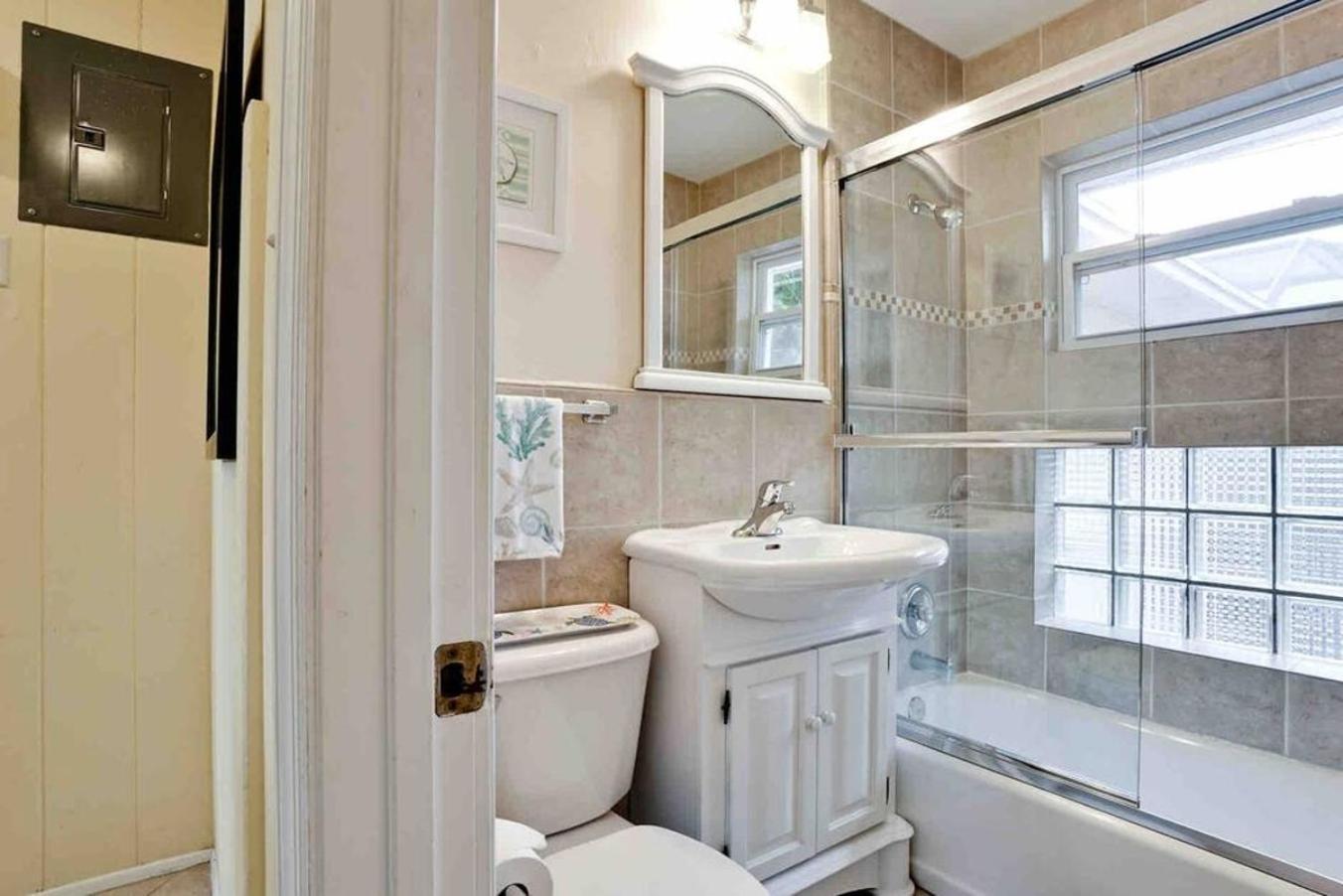 Great Shape After Milton-pool Wows! Po Holiday home Venice